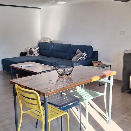 Loft En Duplex Au Mas De La Restanque Apartment Monteux Bagian luar foto